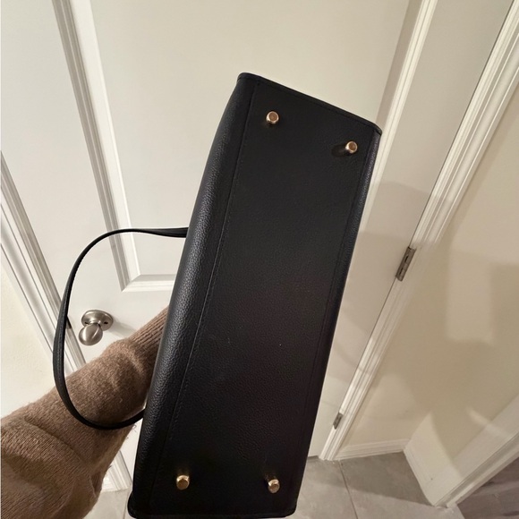 Coach Black and Red Leather Shoulder Bag - Picture 3 of 5